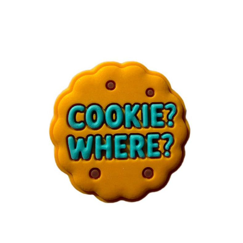 Figure of cookie for dog in a pin, silicone material to put in the collars.  